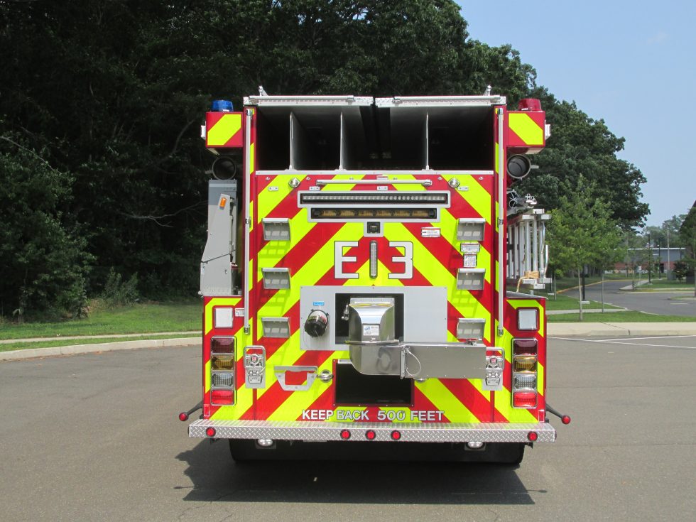 Side Mount Pumper on FL 114SD Chassis