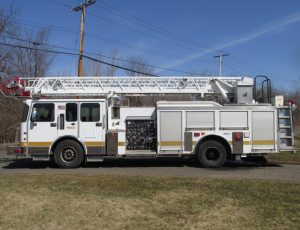 1998 Spartan 75′ Aerial