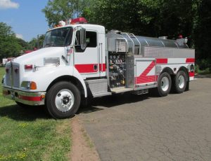 2500 Gallon Tanker on Kenworth T-300 Chassis
